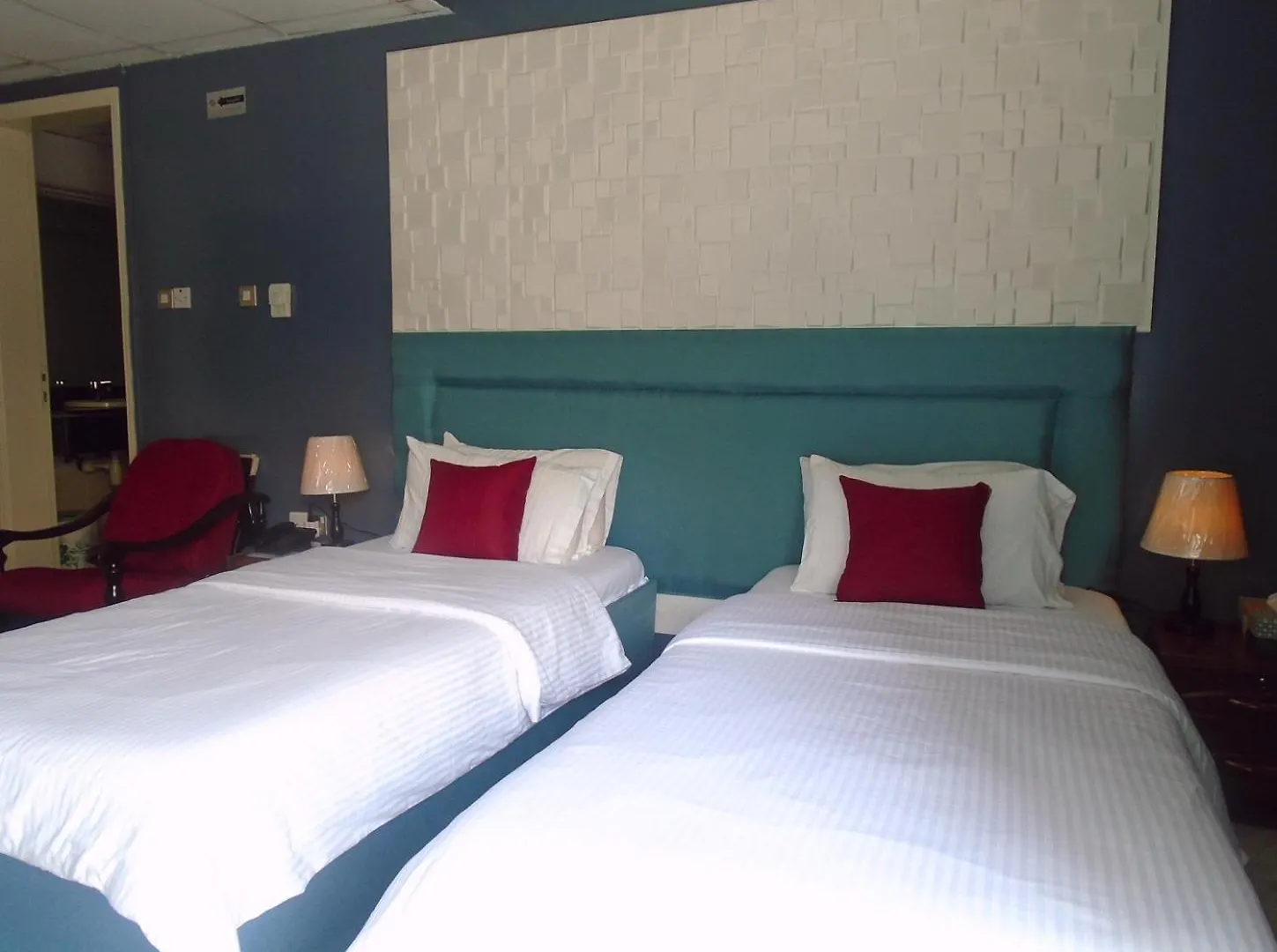 Sky Hotel Apartments Dubai