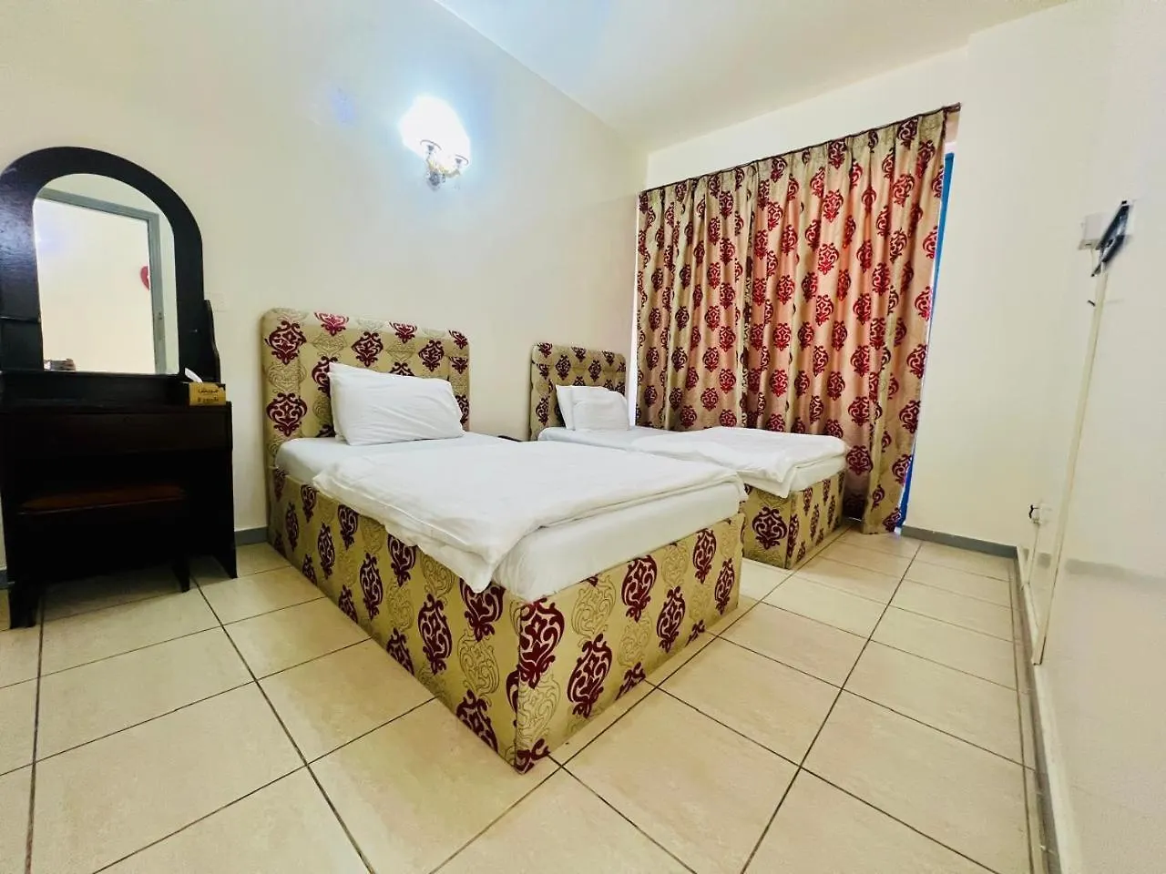 Aparthotel Sky Hotel Apartments Dubai